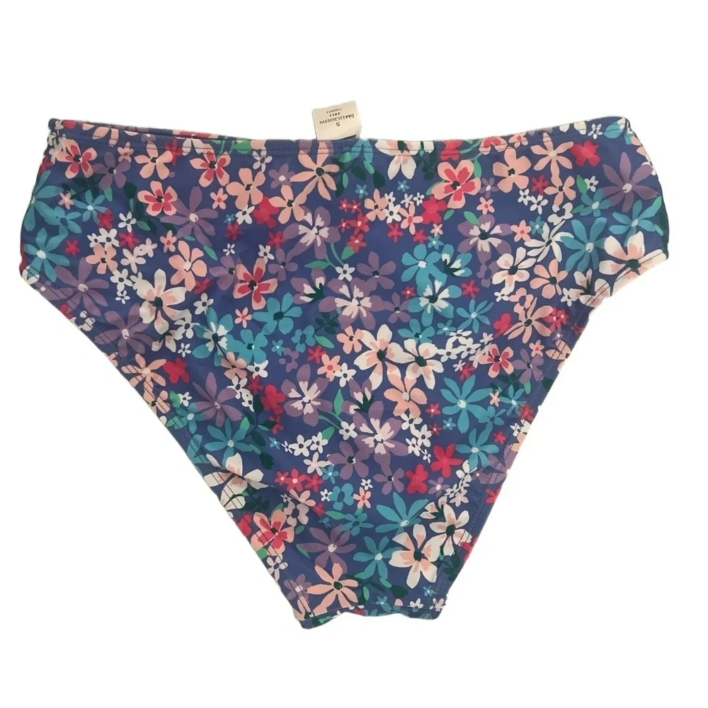 NWT Cupshe Womens Two Piece Bikini Set Mid Waisted Floral Size S - Picture 3 of 8